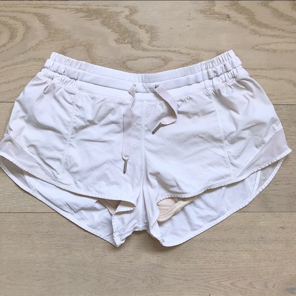 Lululemon Hotty Hot shorts